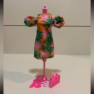 Barbie Doll Tropical Hawaiian dress & accessories